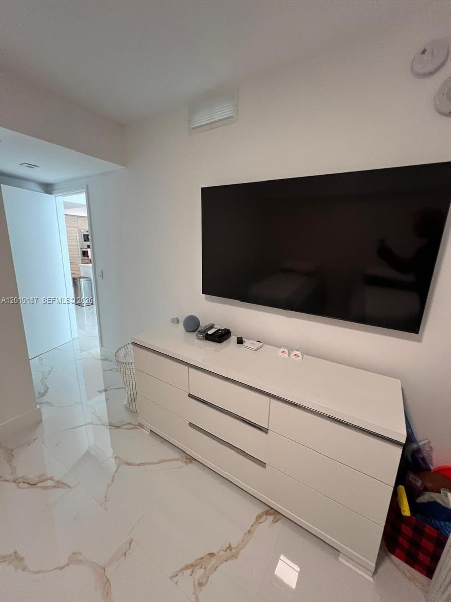 300 Sunny Isles Blvd #4-1504 Sunny Isles Beach, FL 33160
