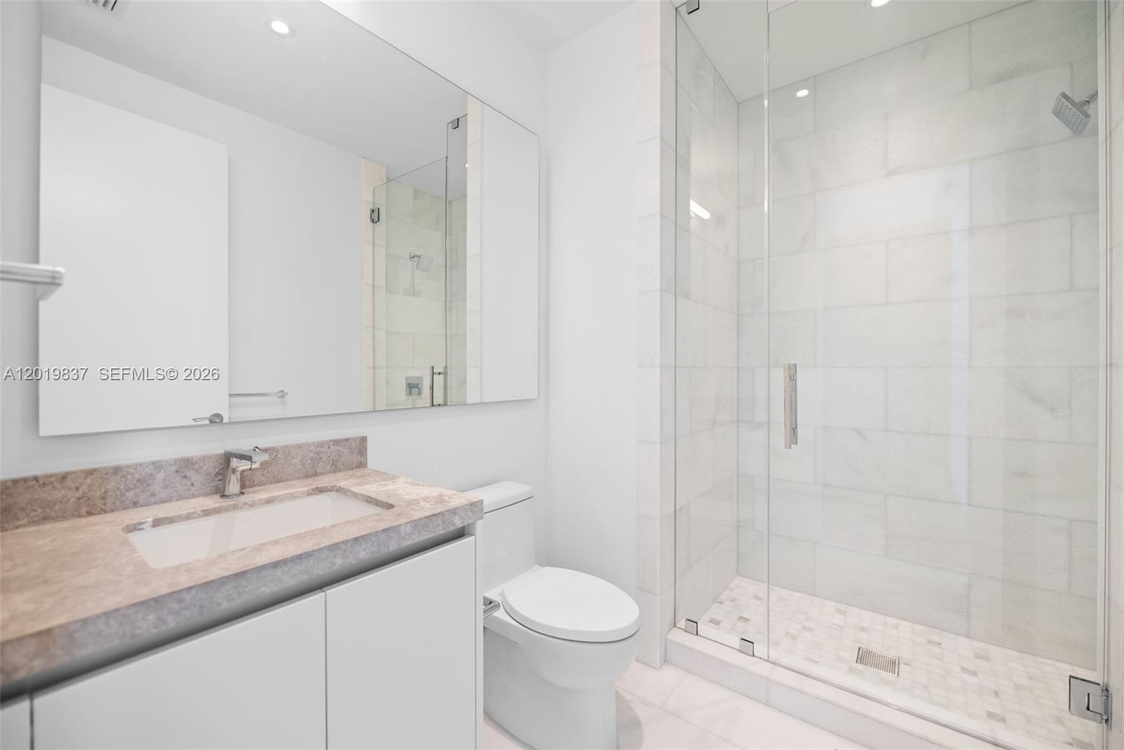 175 SE 25th Rd #801 Miami, FL 33129