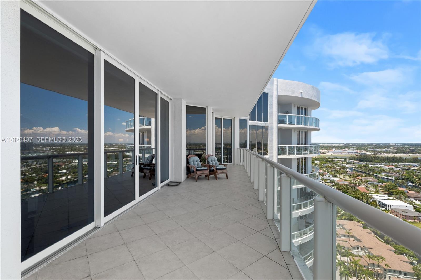 21200 Point Pl #2802 Aventura, FL 33180