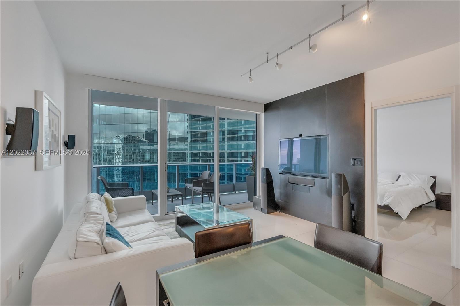 image Epic Residences1
