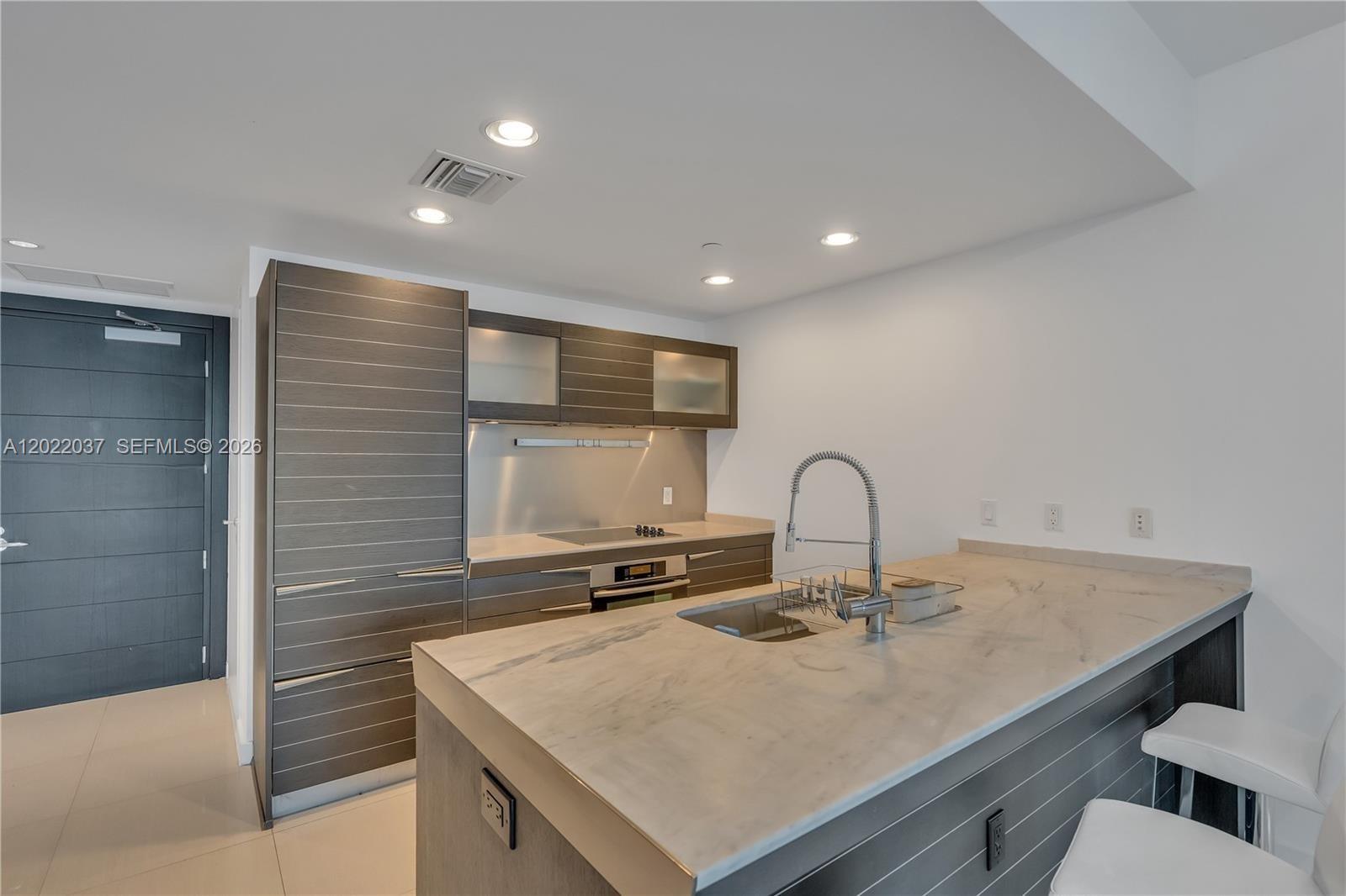 image Epic Residences7