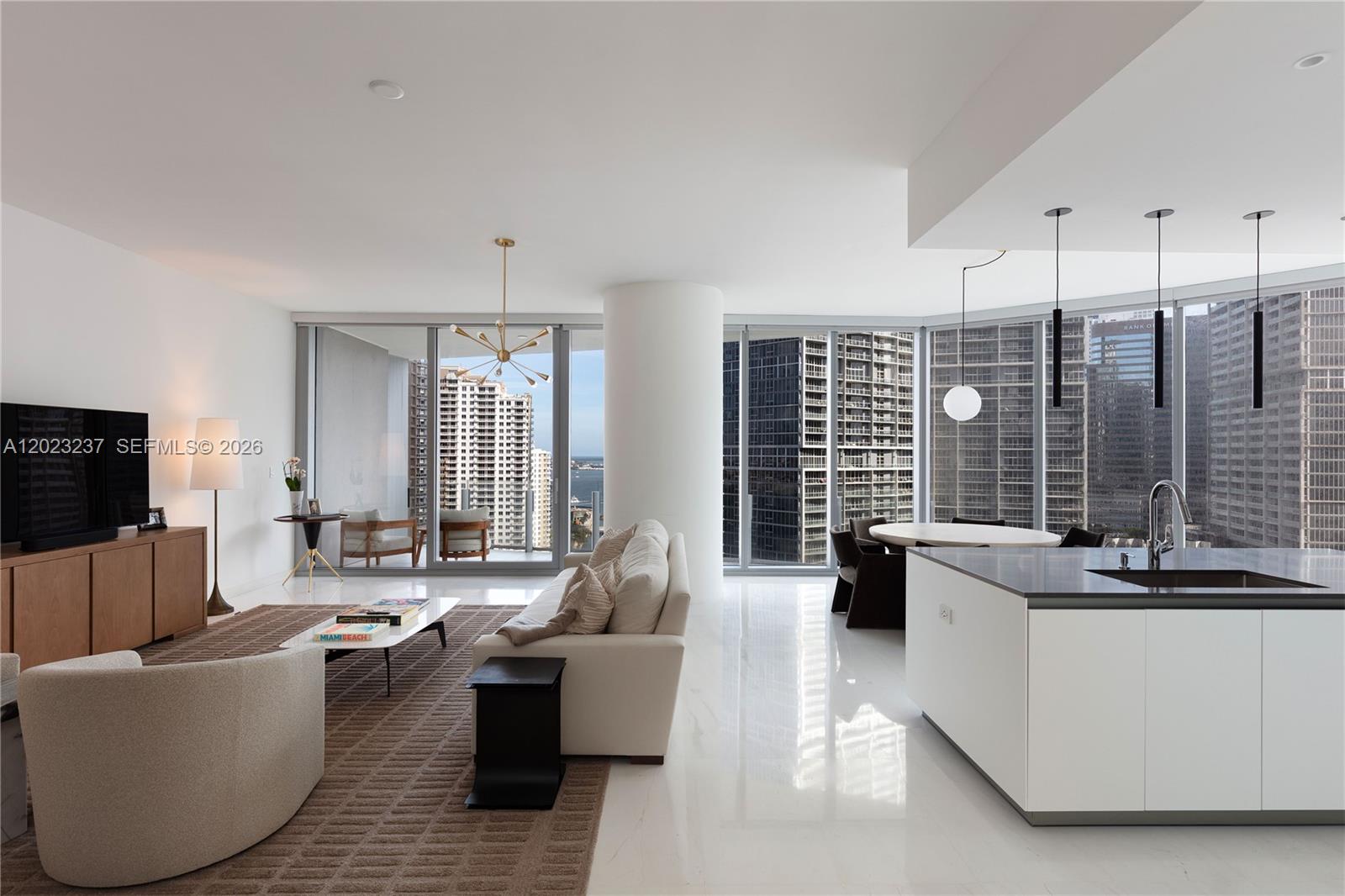 300 S Biscayne Blvd Way #2107 Miami, FL 33131