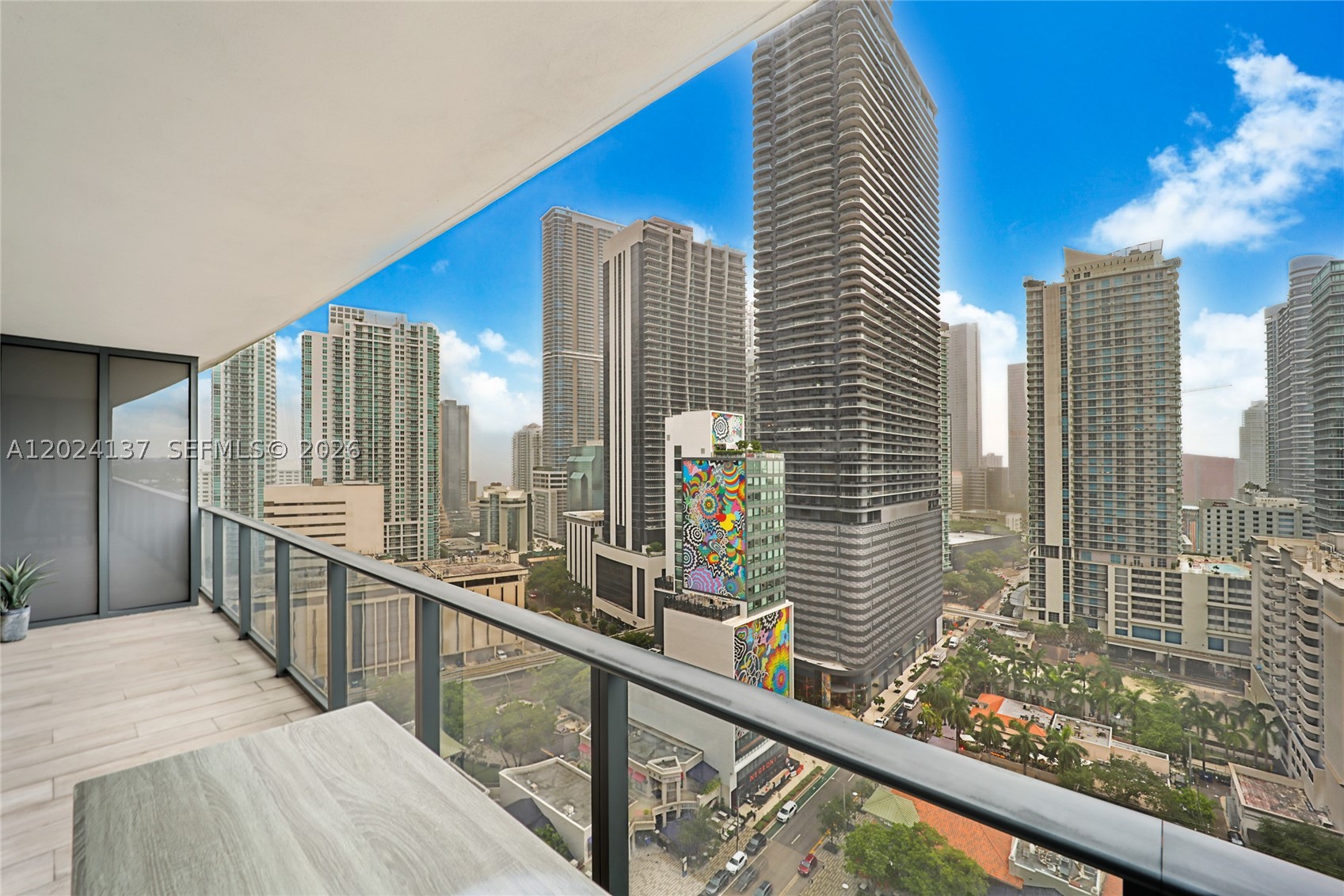 image Brickell Heights East10