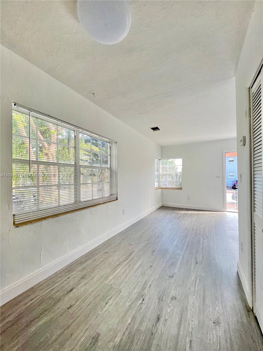 600 SW 16th Ave Miami, FL 33135