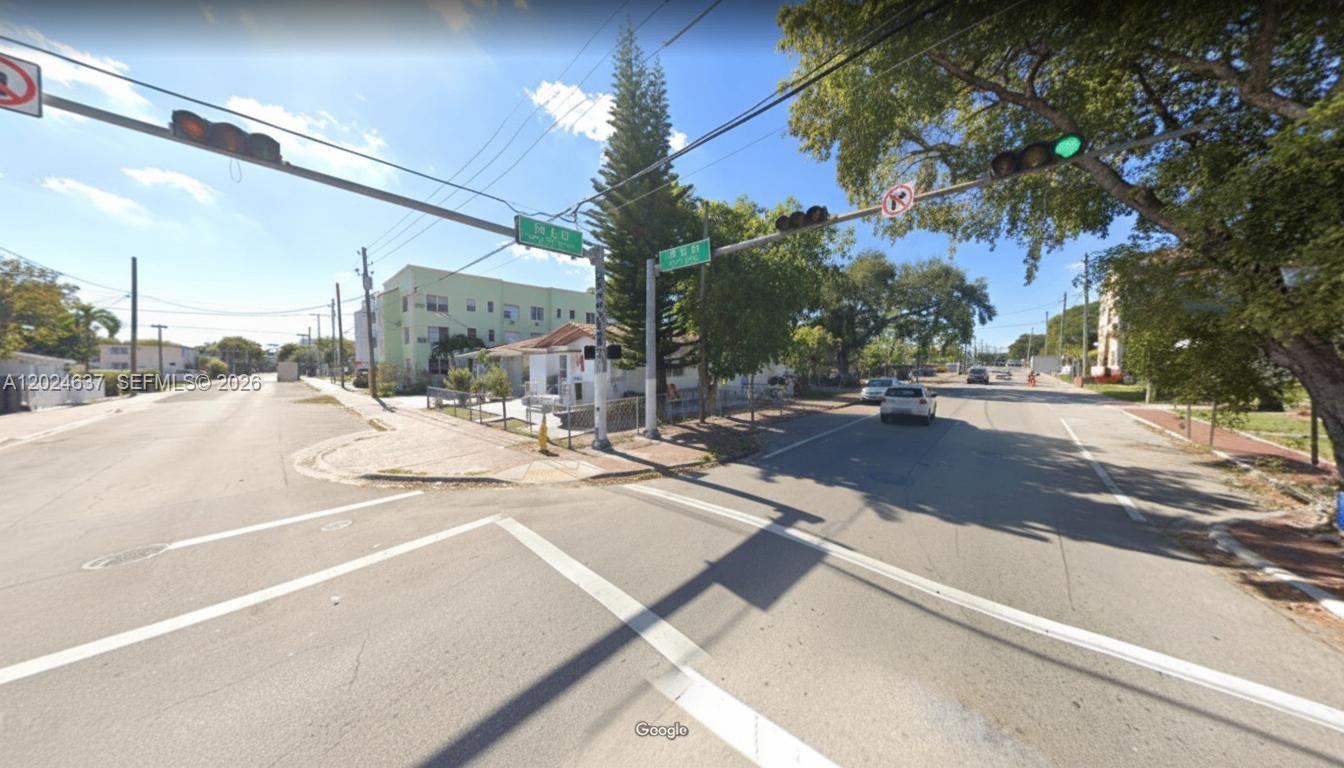 600 SW 16th Ave Miami, FL 33135