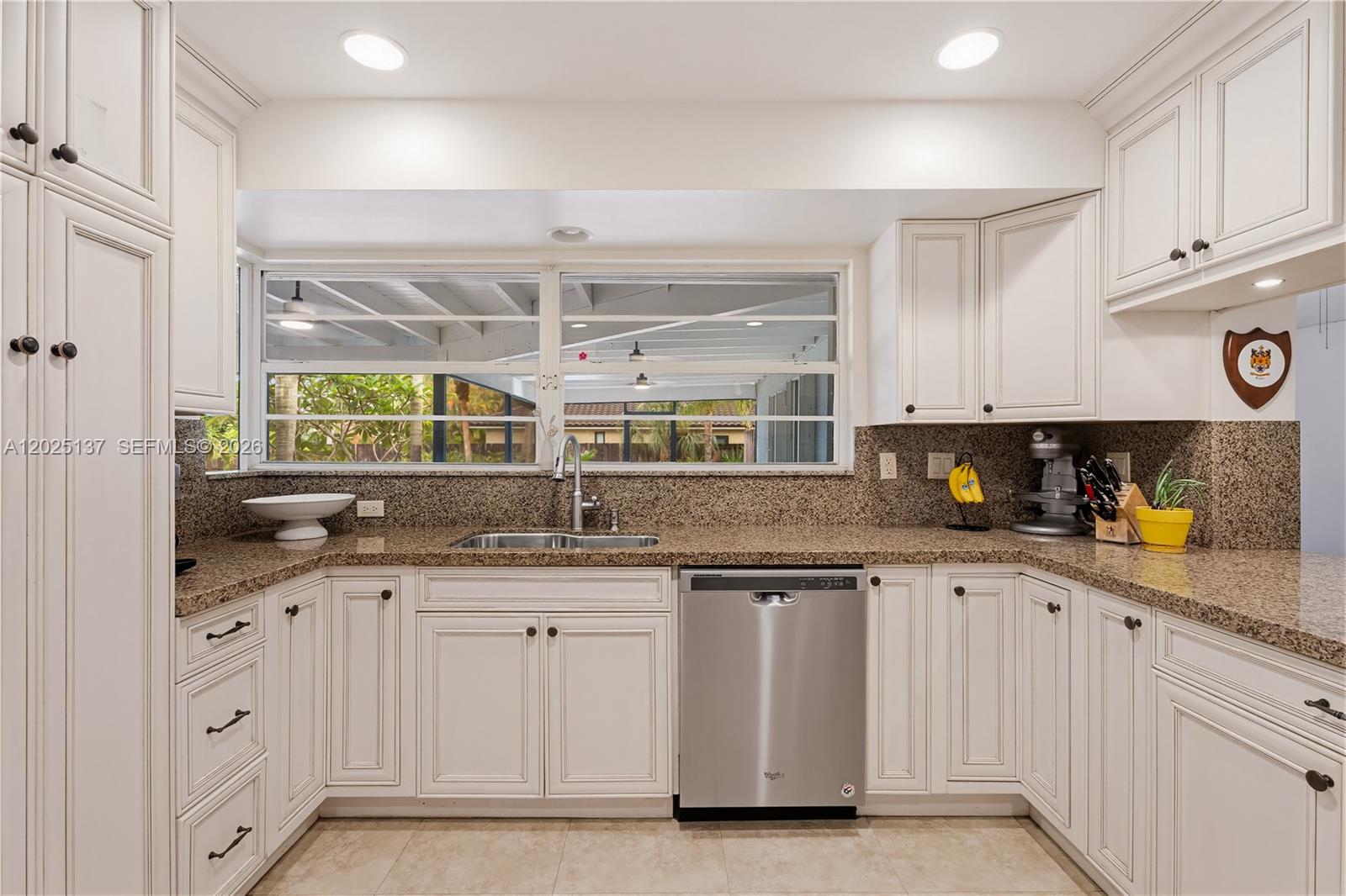 11480 SW 96th Ter Miami, FL 33176