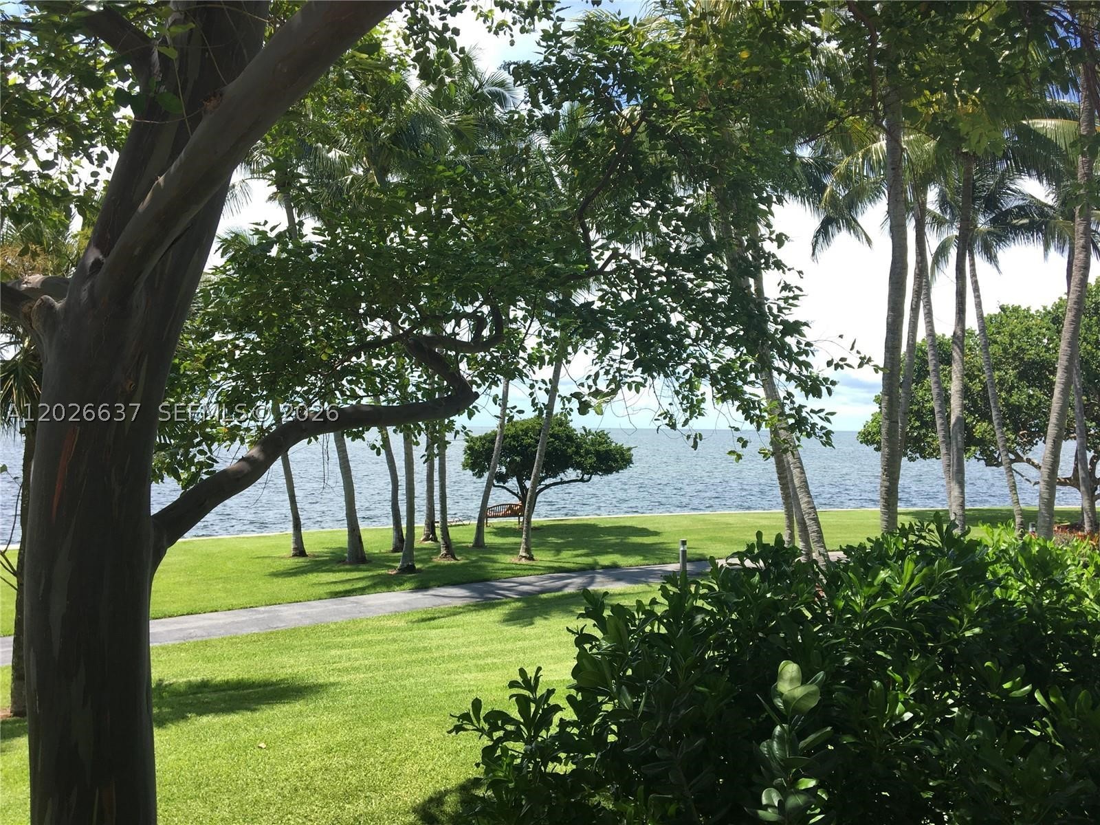 image Two Grove Isle34