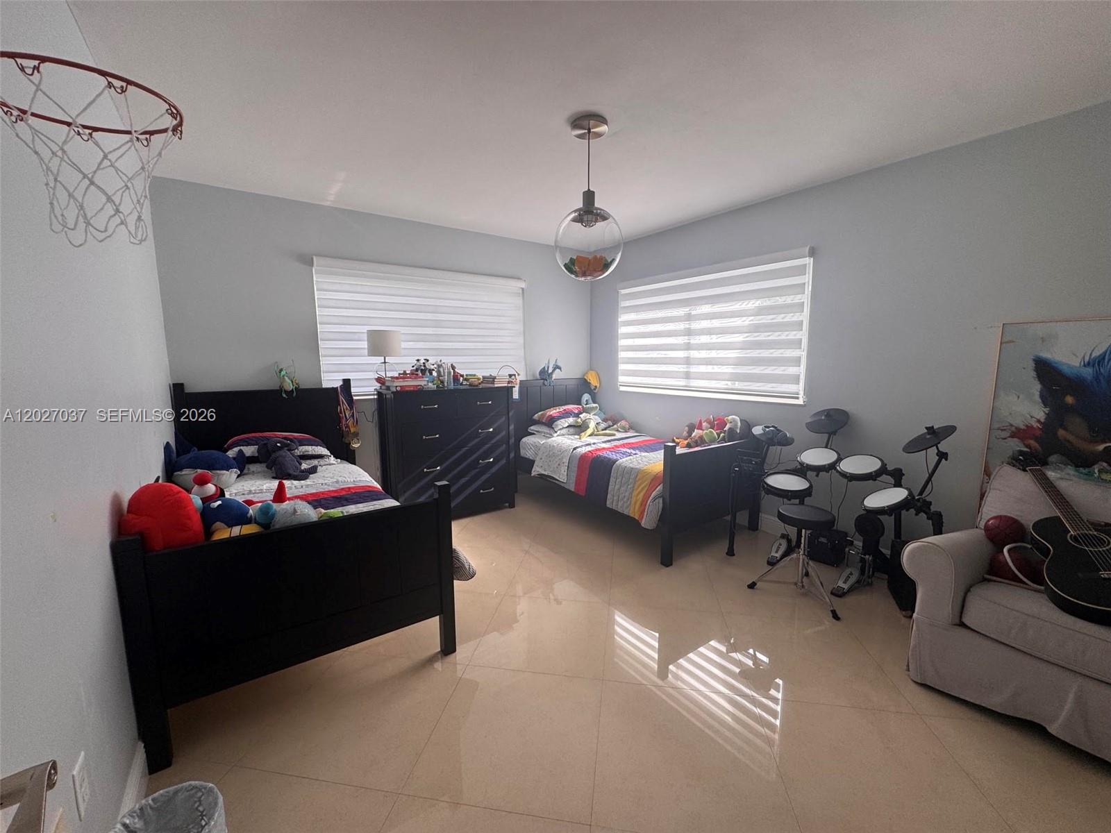 12800 SW 82nd Ct Pinecrest, FL 33156