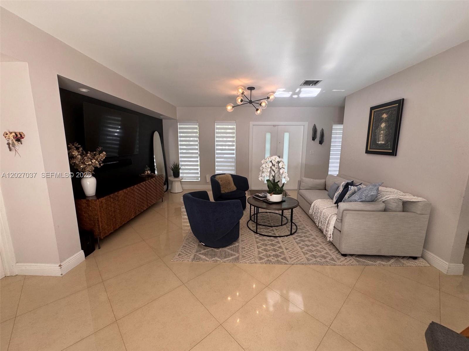 12800 SW 82nd Ct Pinecrest, FL 33156