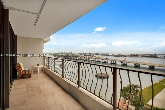 555 NE 15th St #16H