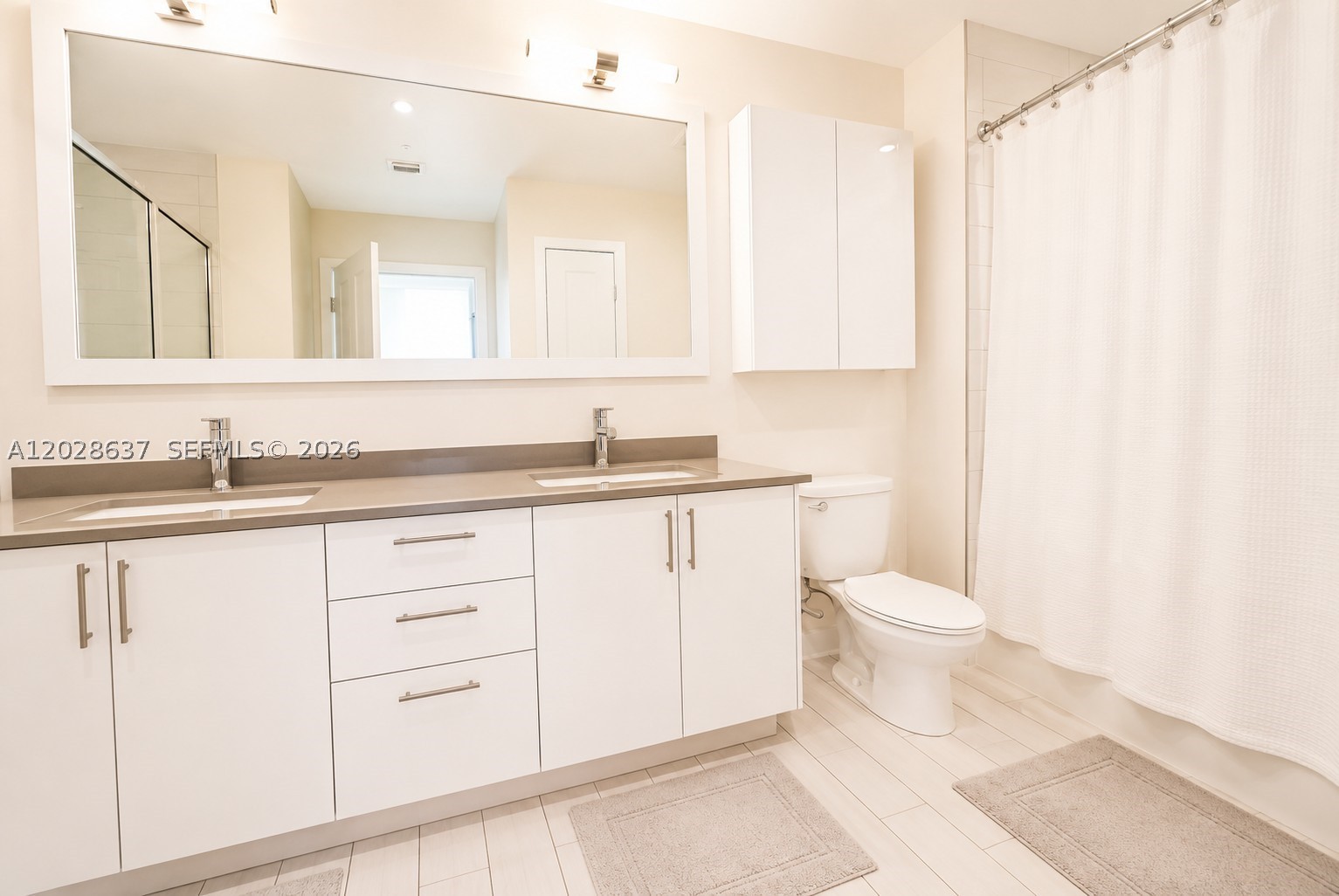 image Nine at Mary Brickell Village14