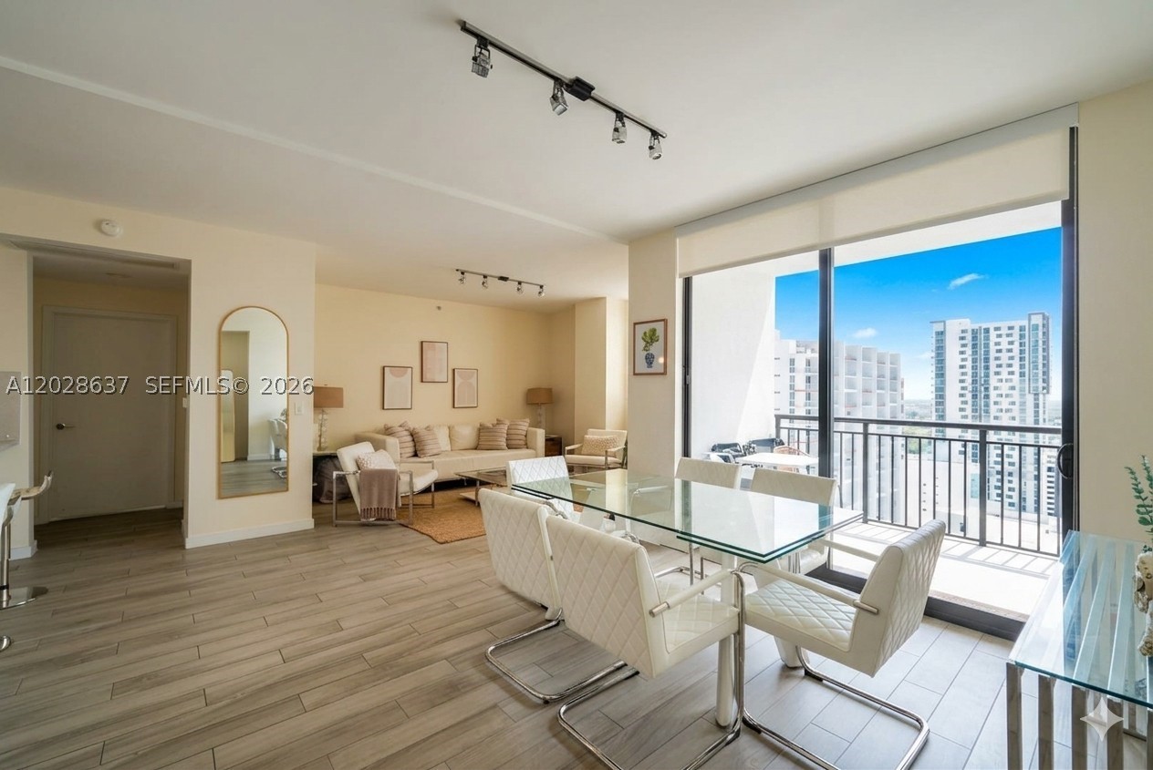 image Nine at Mary Brickell Village5