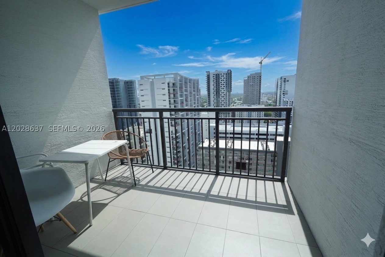 image Nine at Mary Brickell Village8