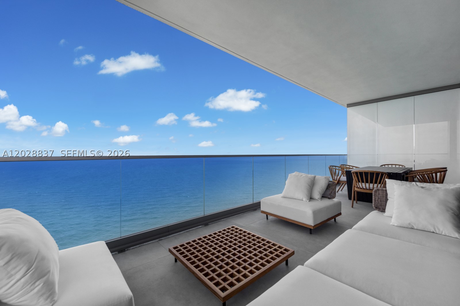 image 2000 Ocean25