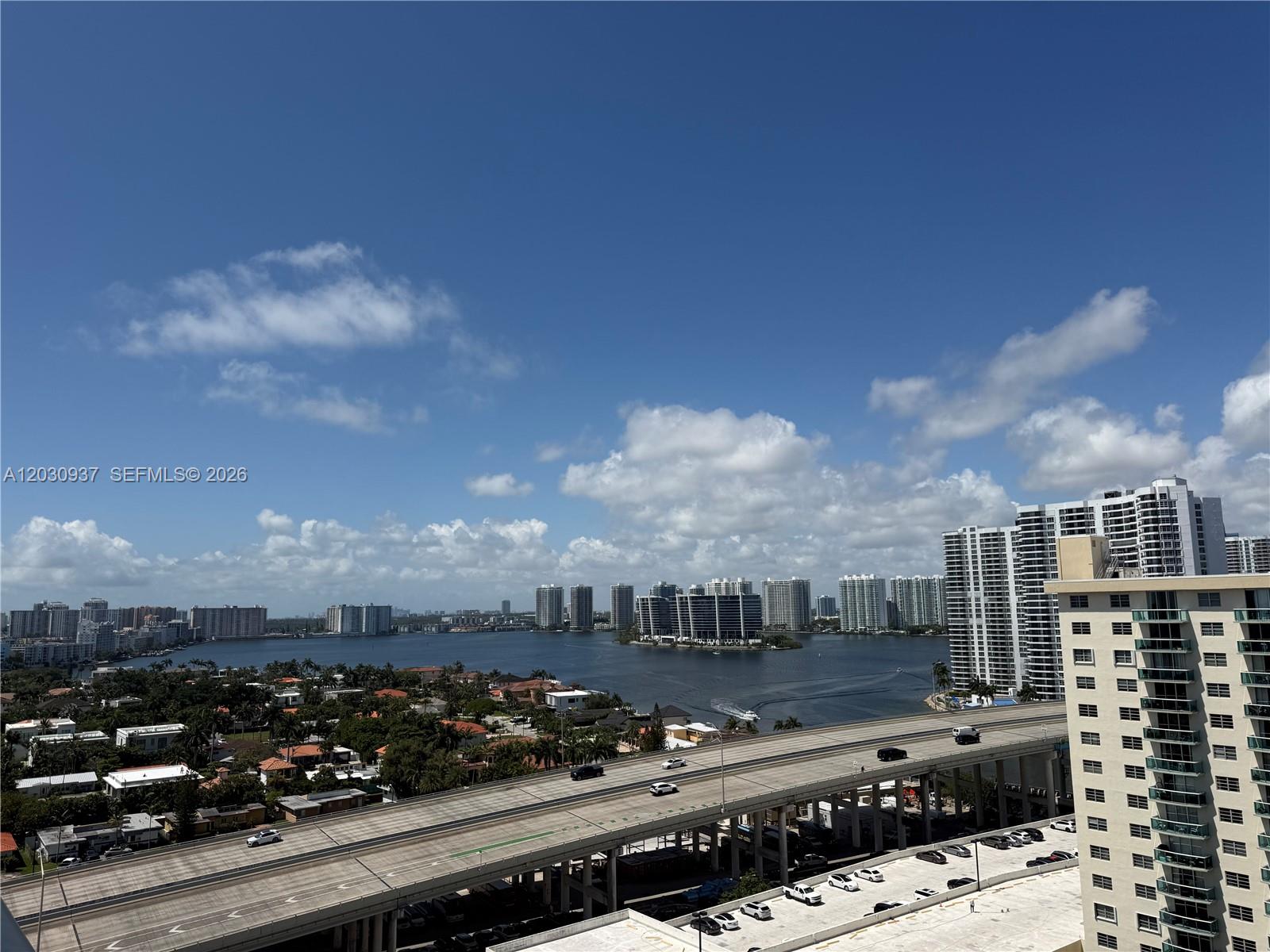 19380 Collins Ave #PH-11