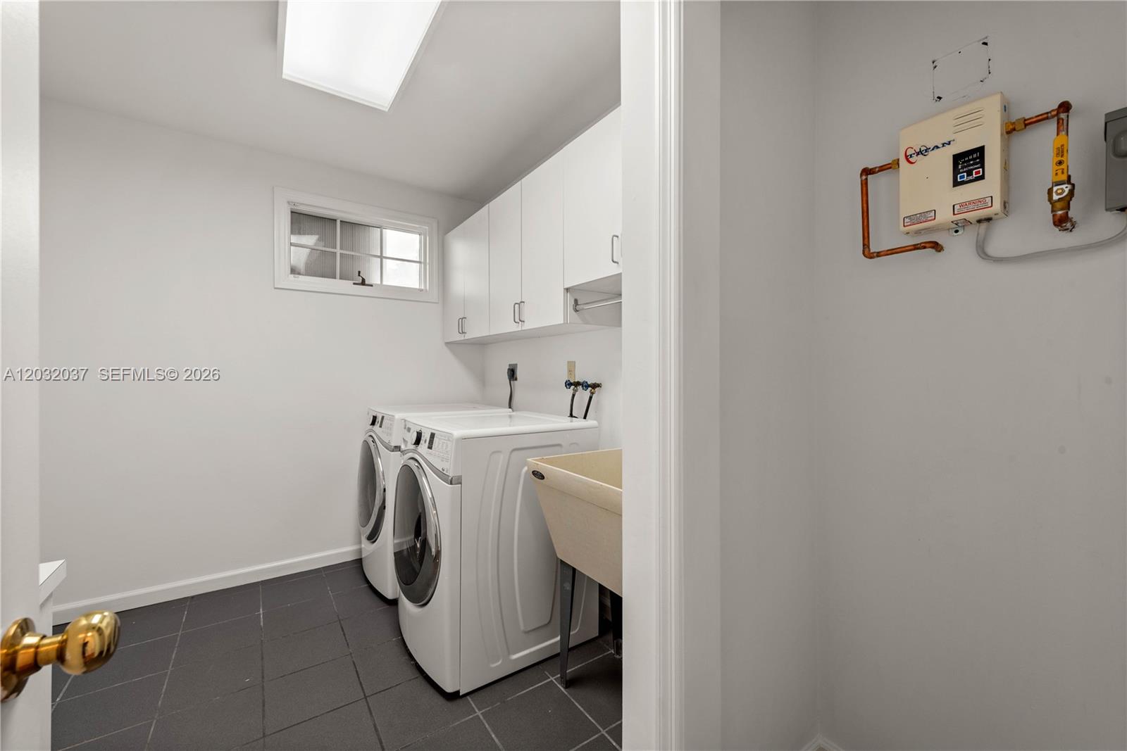 440 SW 29th Miami, FL 33129