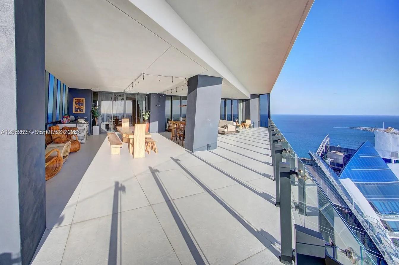 17141 Collins #4602 Sunny Isles Beach, FL 33160