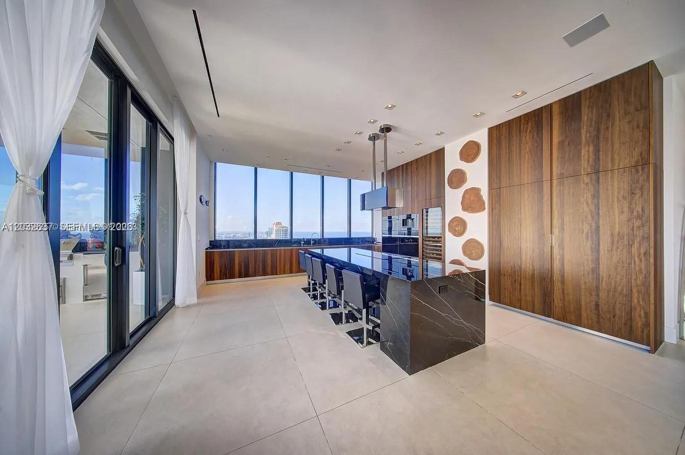17141 Collins #4602 Sunny Isles Beach, FL 33160