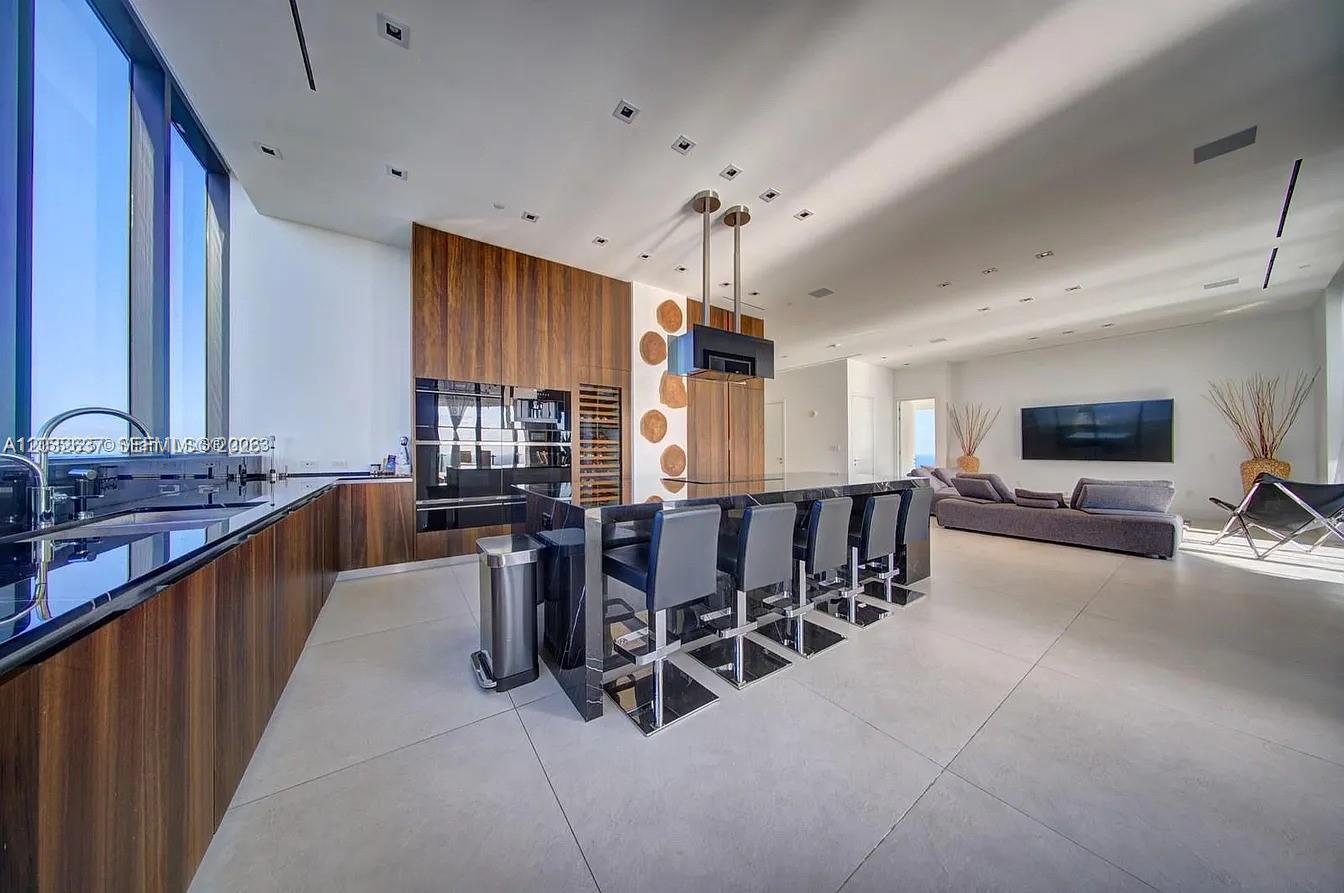 17141 Collins #4602 Sunny Isles Beach, FL 33160