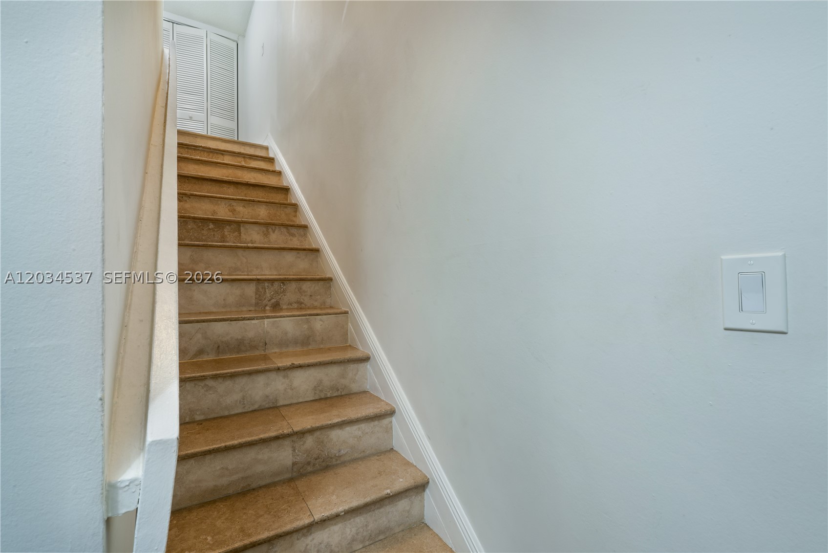 9371 Fontainebleau Blvd #I204 Miami, FL 33172