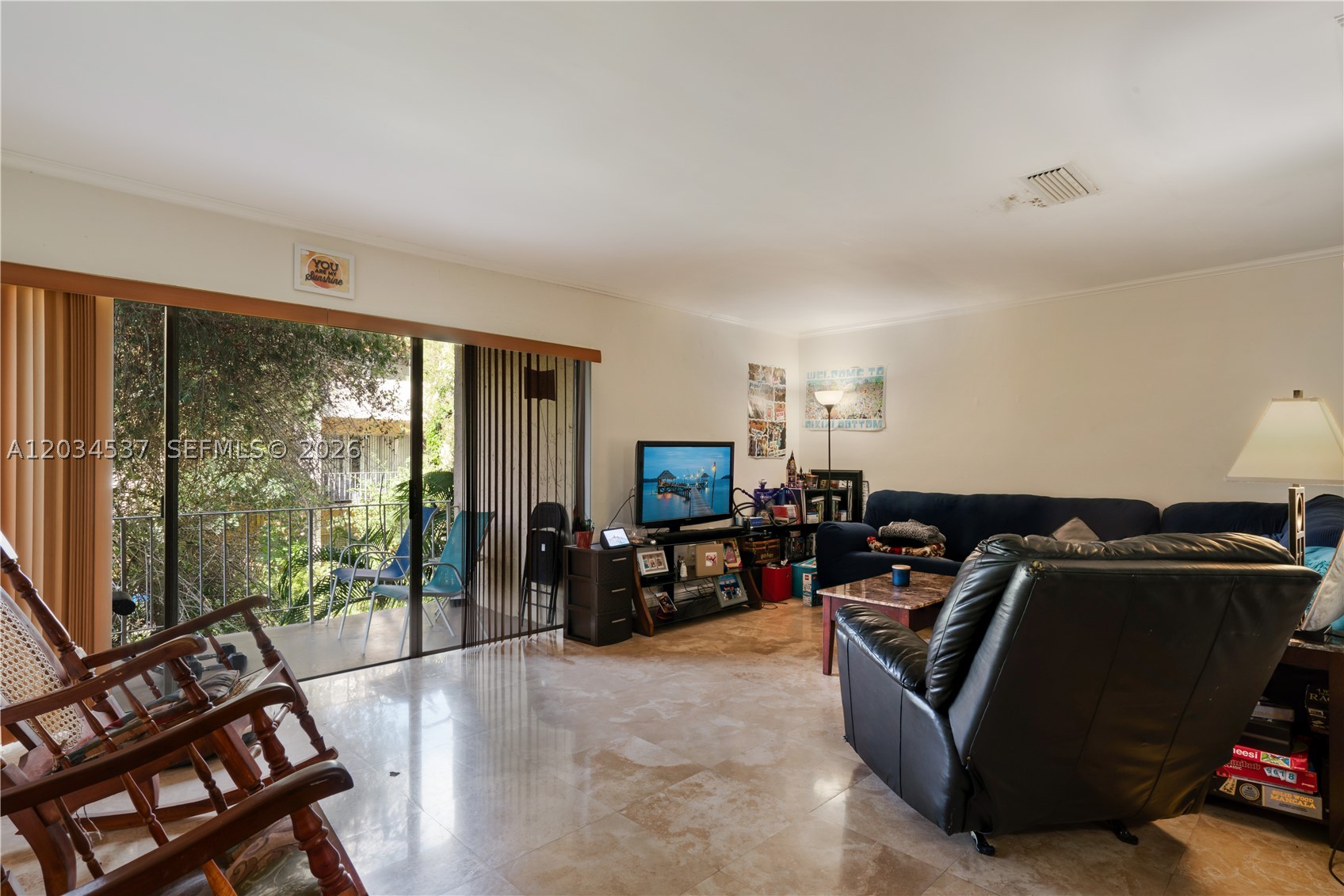 9371 Fontainebleau Blvd #I204 Miami, FL 33172