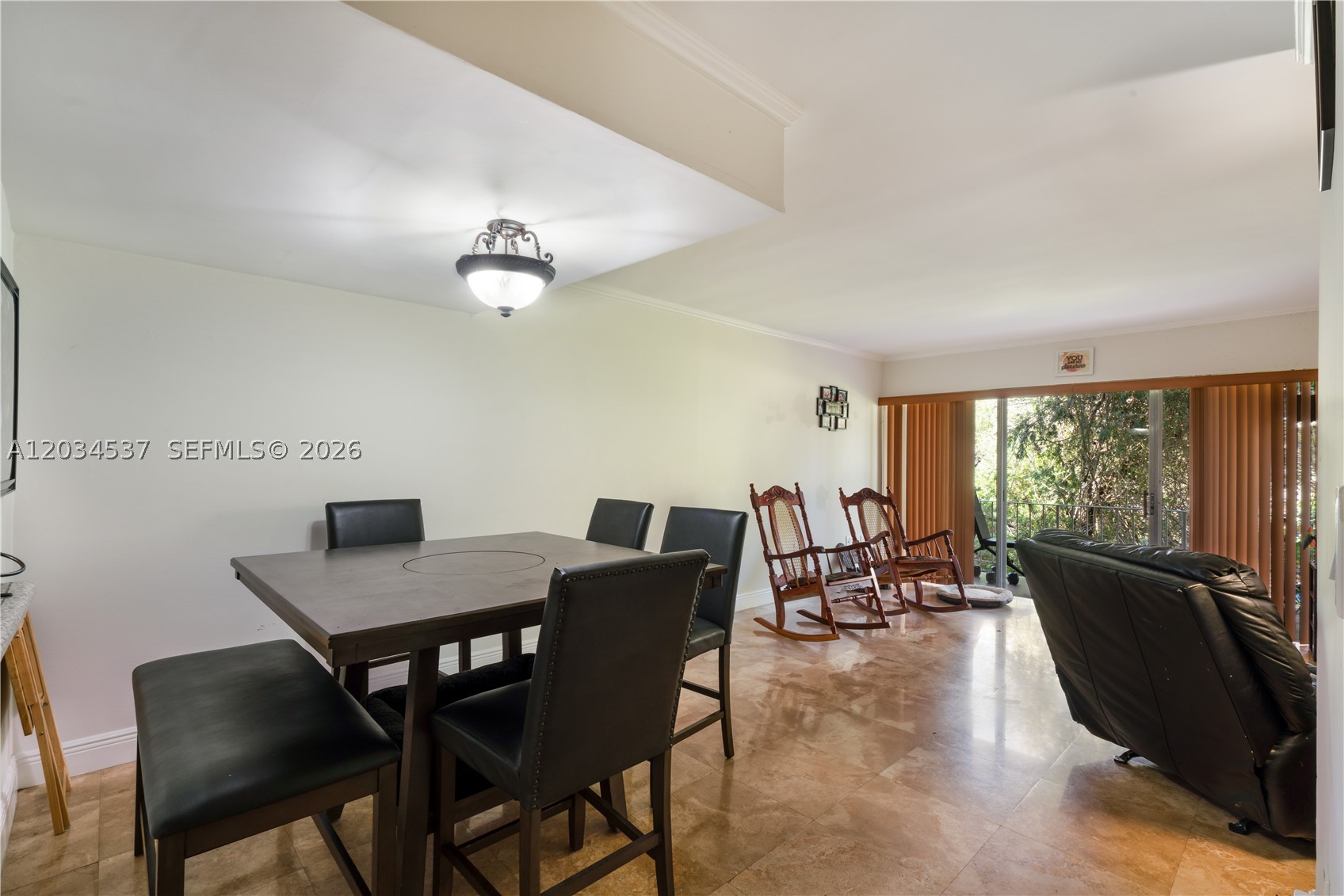 9371 Fontainebleau Blvd #I204 Miami, FL 33172