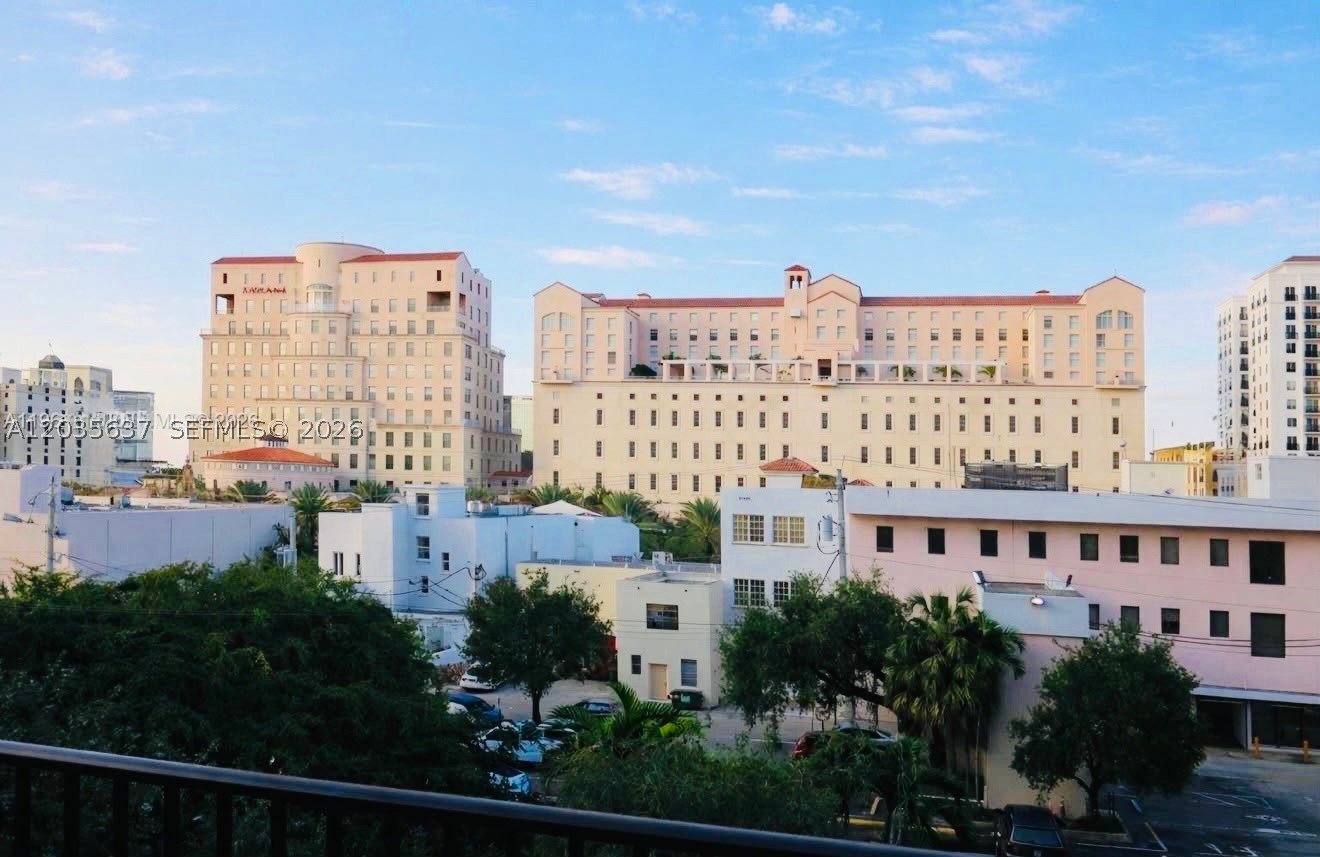 100 Andalusia Ave #402 Coral Gables, FL 33134