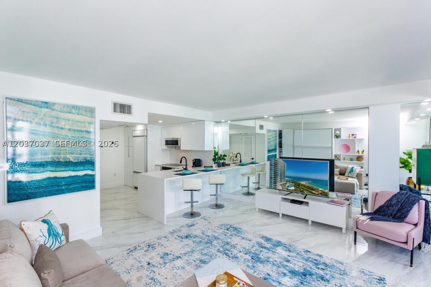 image Harbour House24