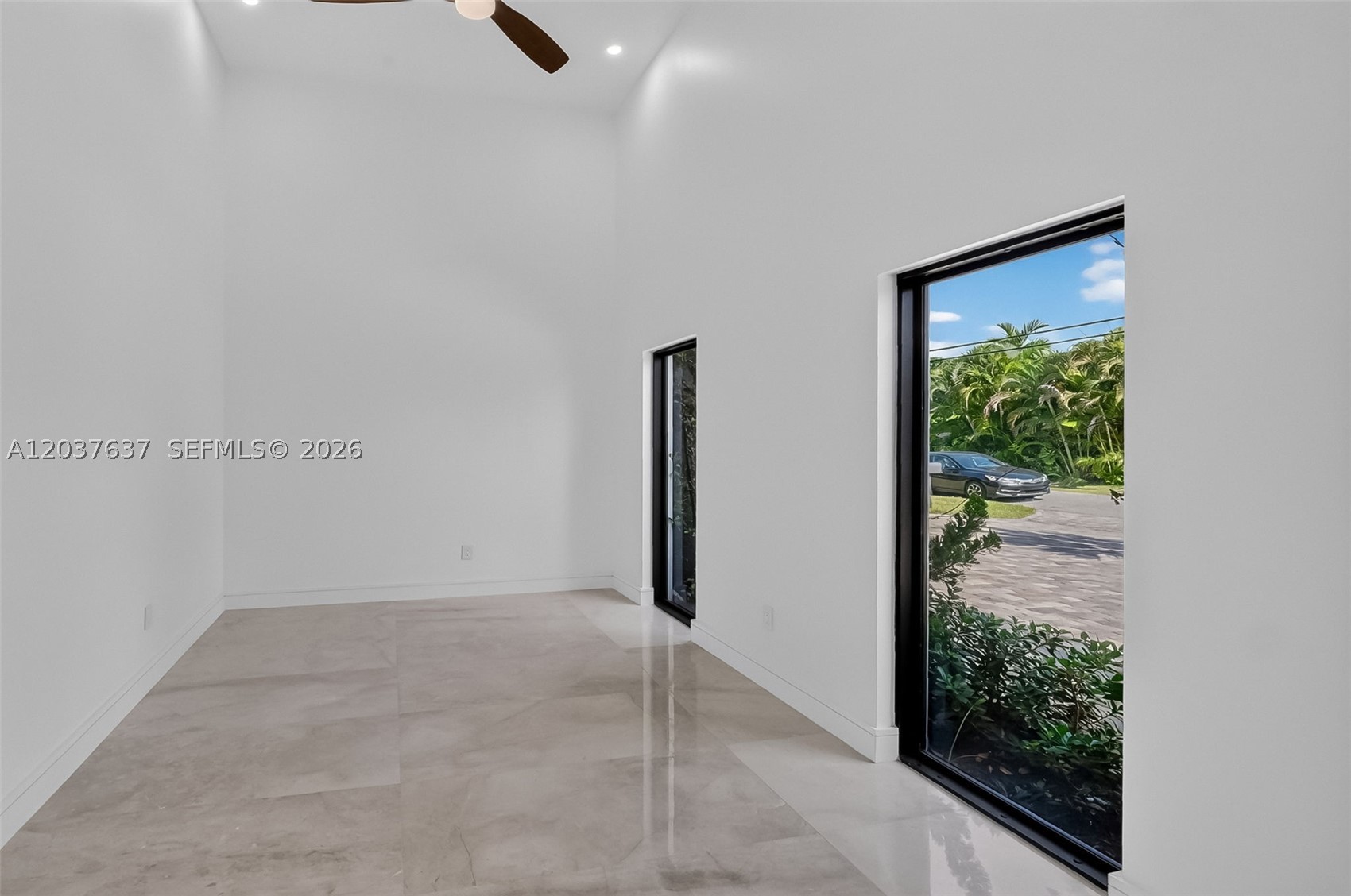 2832 NE 24th Ct Fort Lauderdale, FL 33305