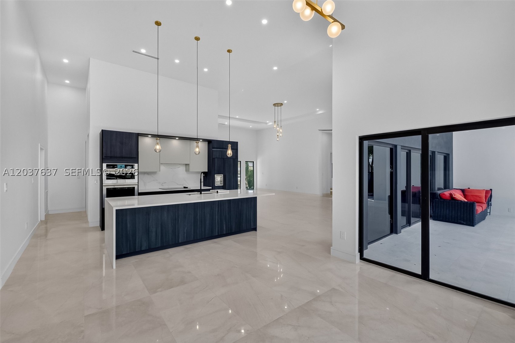 2832 NE 24th Ct Fort Lauderdale, FL 33305