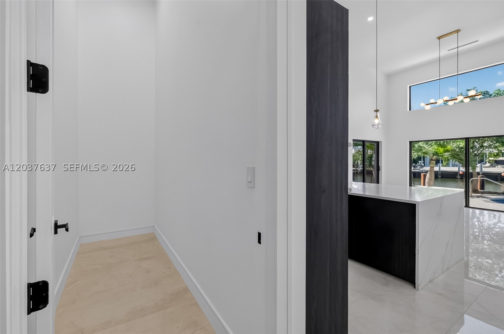 2832 NE 24th Ct Fort Lauderdale, FL 33305