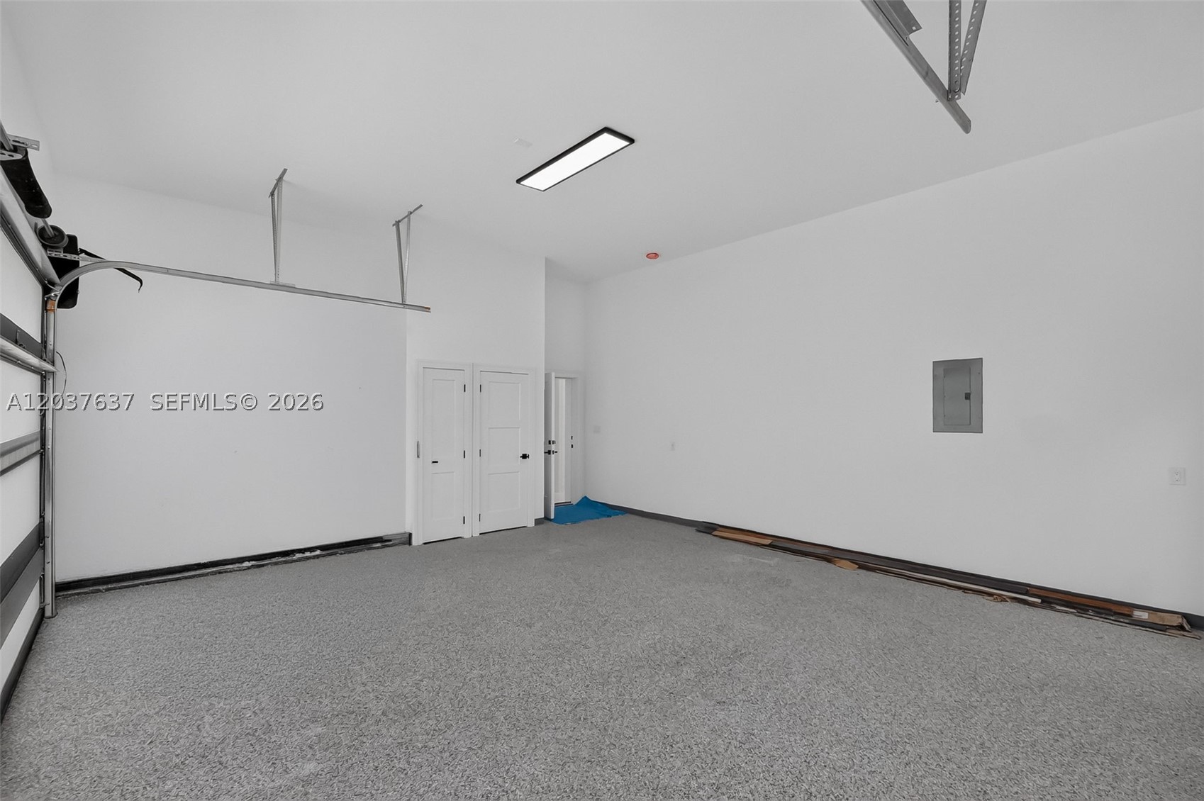 2832 NE 24th Ct Fort Lauderdale, FL 33305