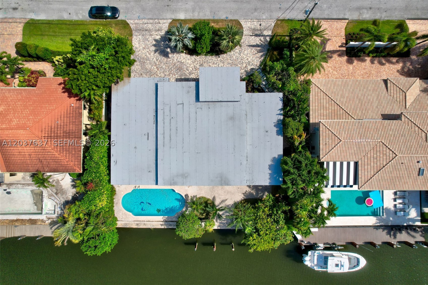 2832 NE 24th Ct Fort Lauderdale, FL 33305