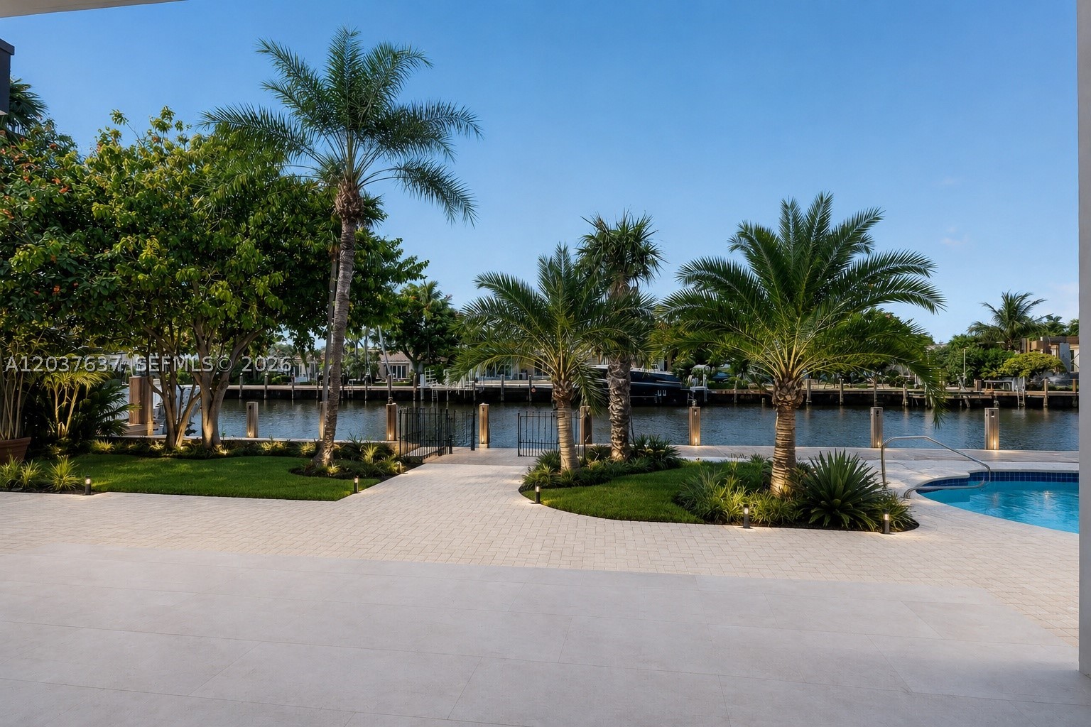 2832 NE 24th Ct Fort Lauderdale, FL 33305