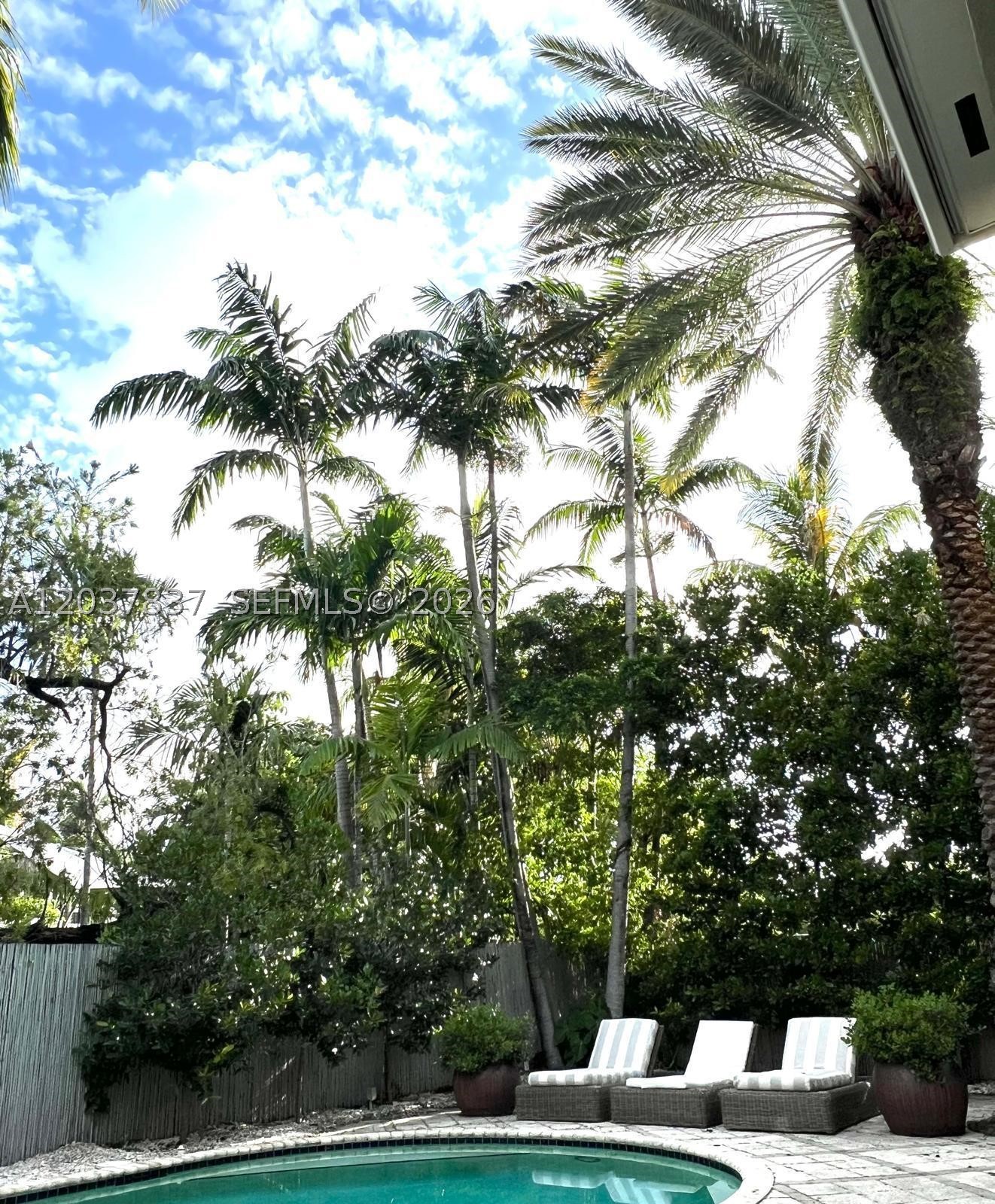 797 Glenridge Rd Key Biscayne, FL 33149