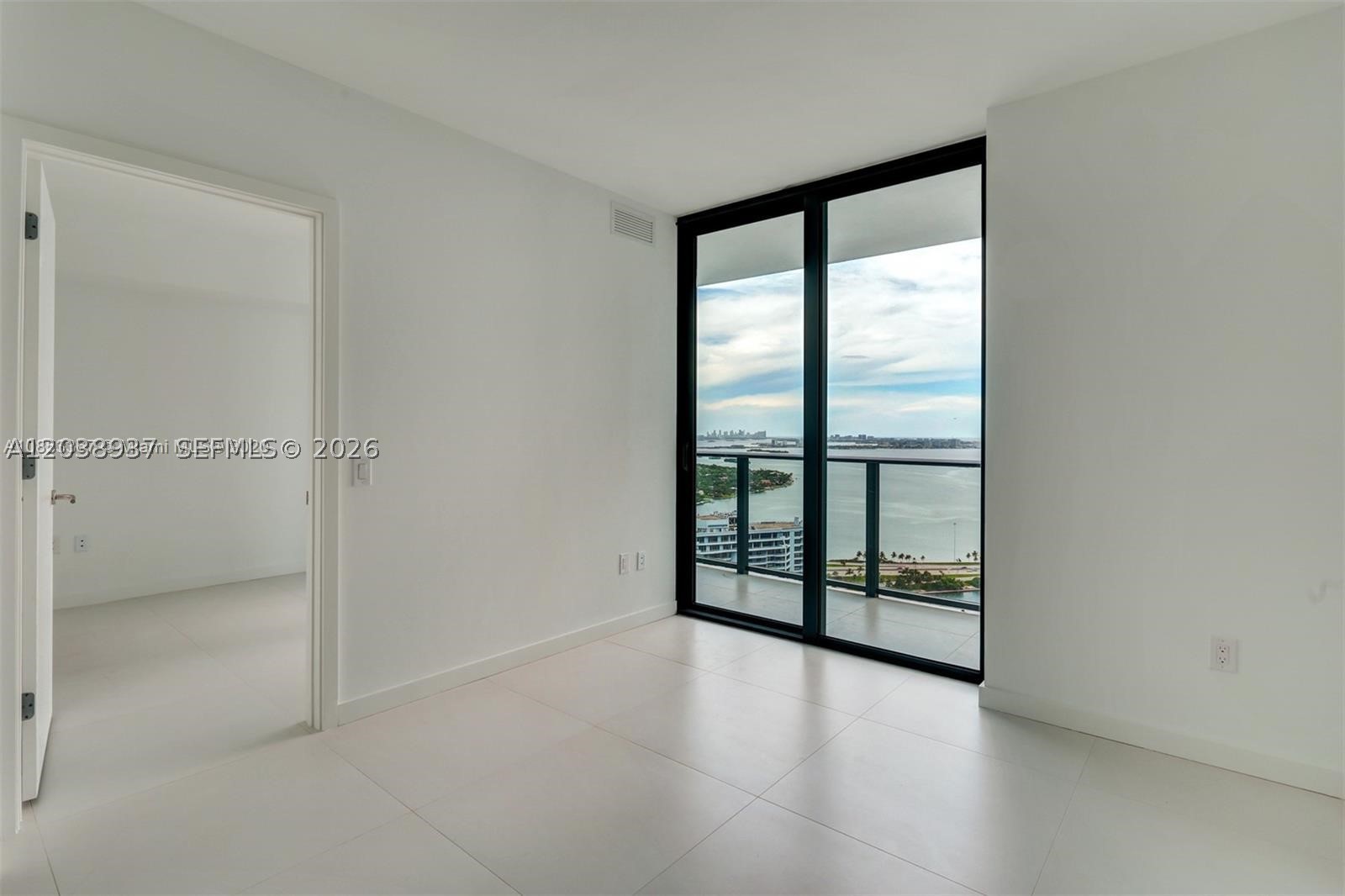 image Paraiso Bayviews3