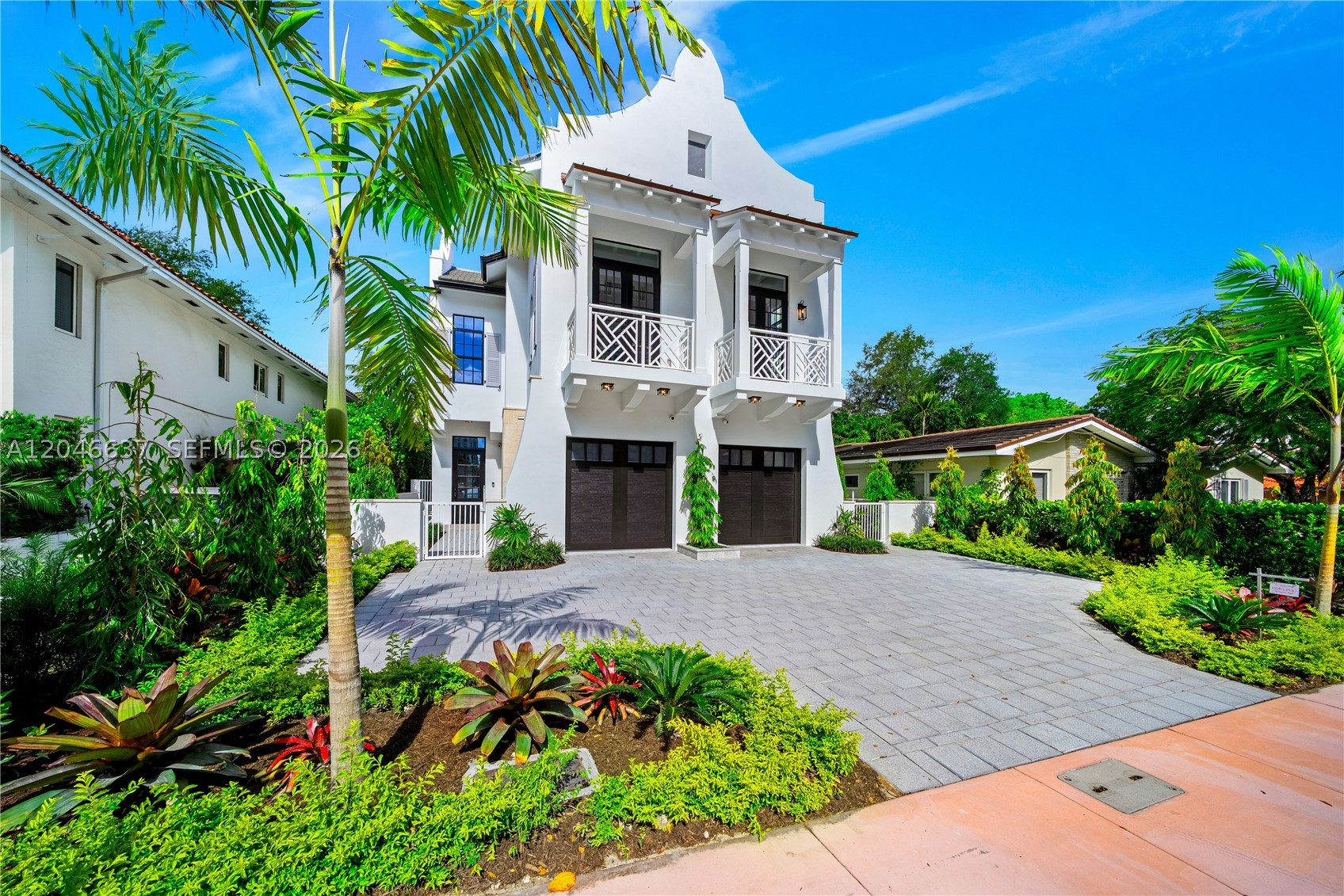 2712 S Le Jeune Rd Coral Gables, FL 33134