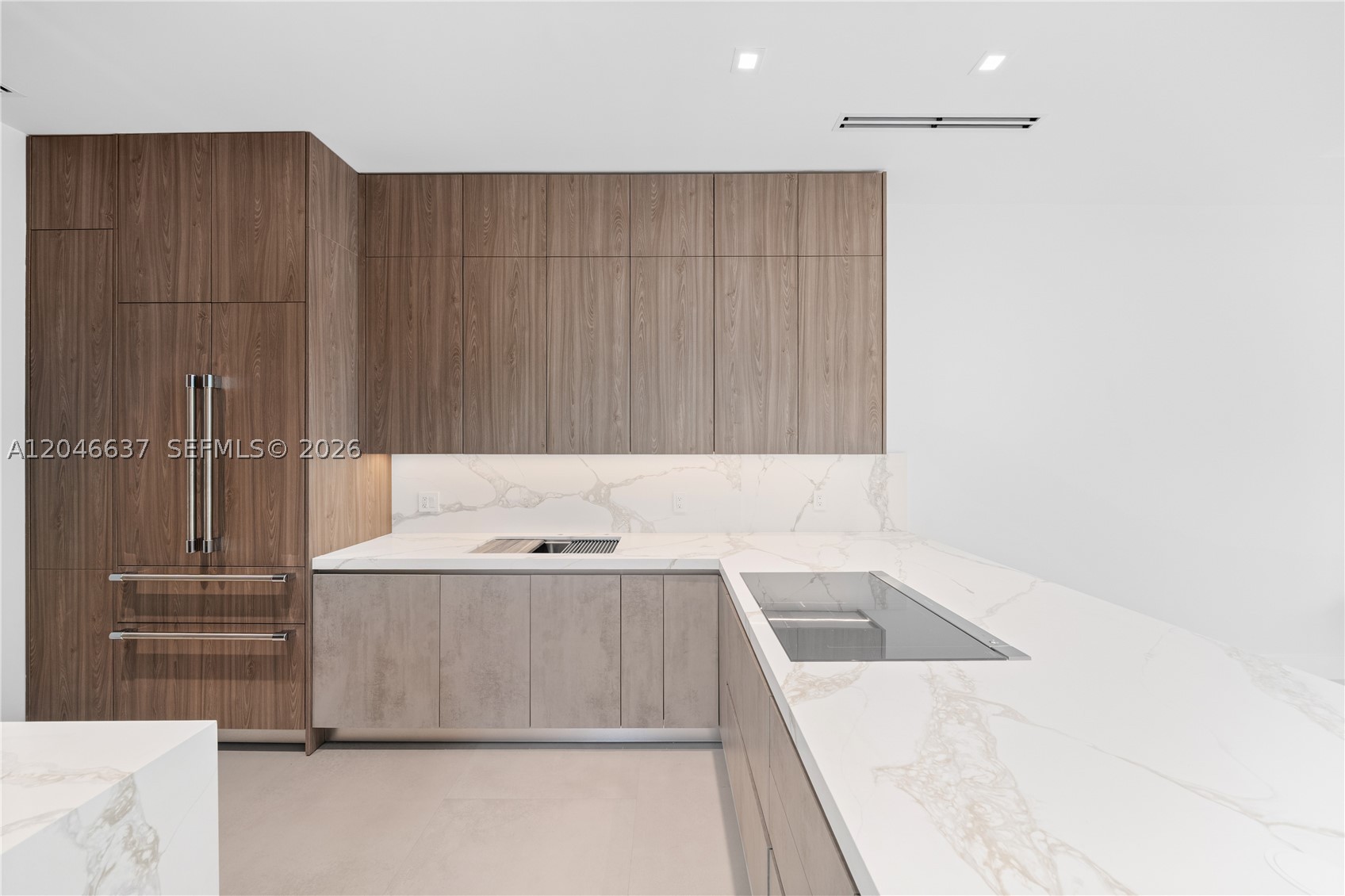2712 S Le Jeune Rd Coral Gables, FL 33134