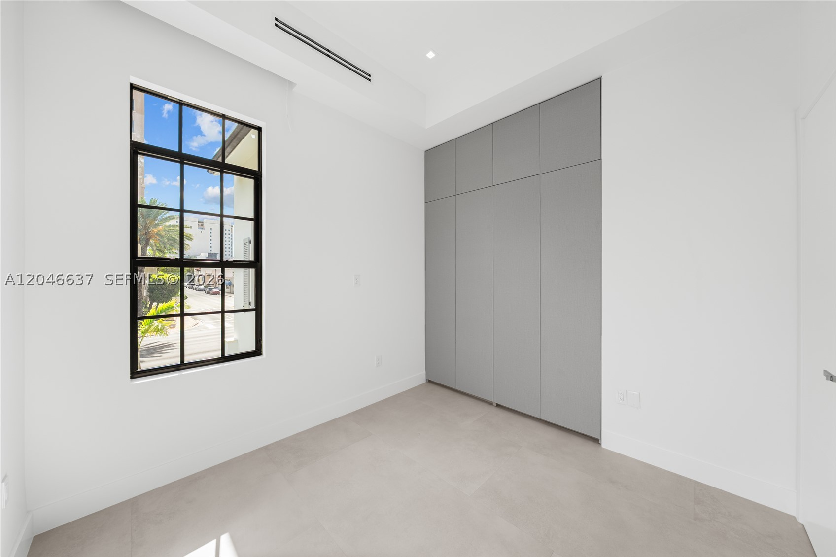 2712 S Le Jeune Rd Coral Gables, FL 33134