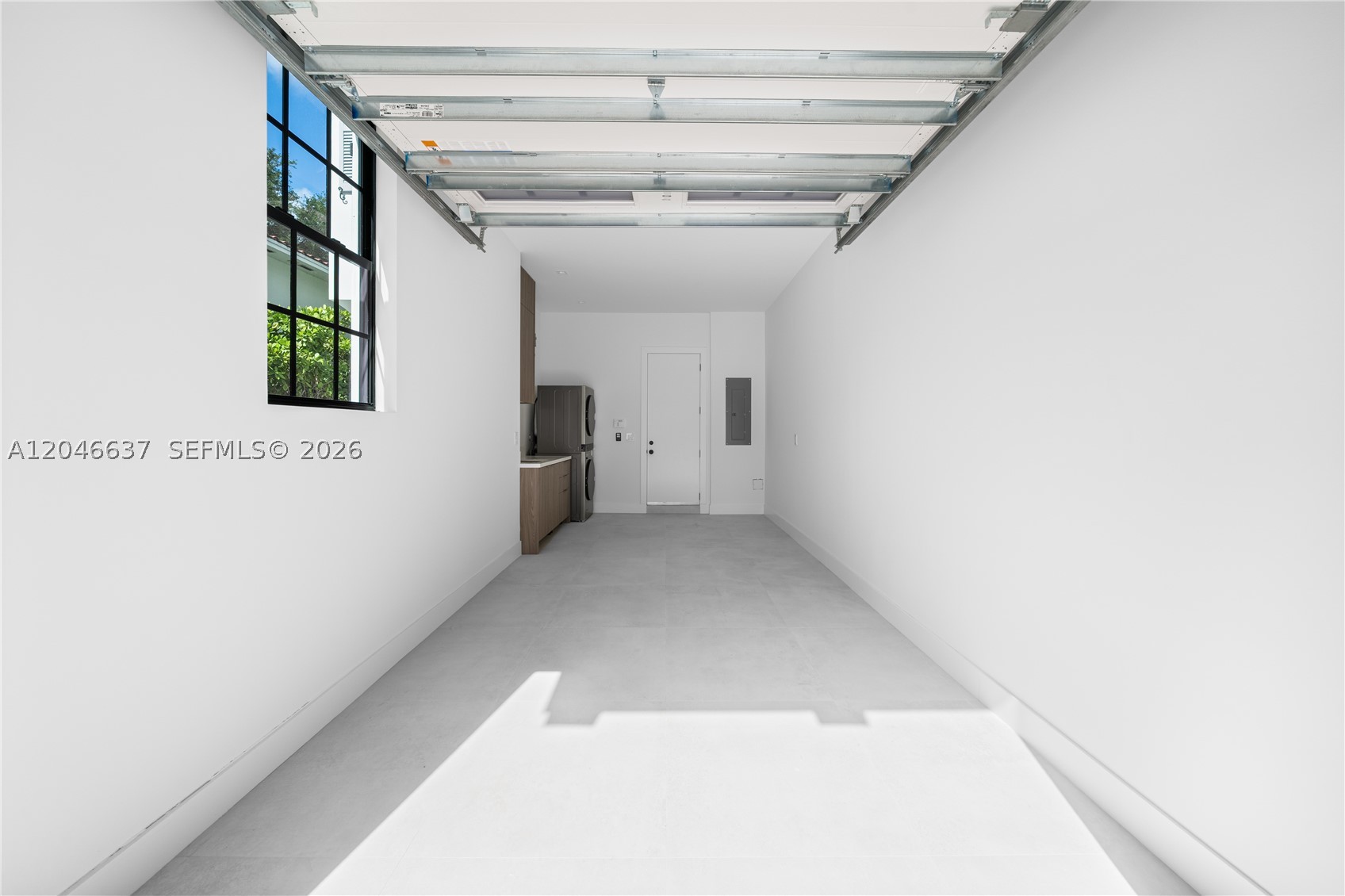 2712 S Le Jeune Rd Coral Gables, FL 33134