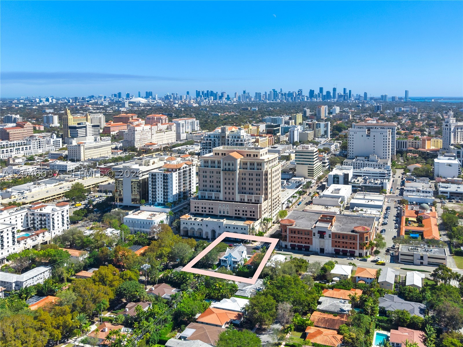 2712 S Le Jeune Rd Coral Gables, FL 33134