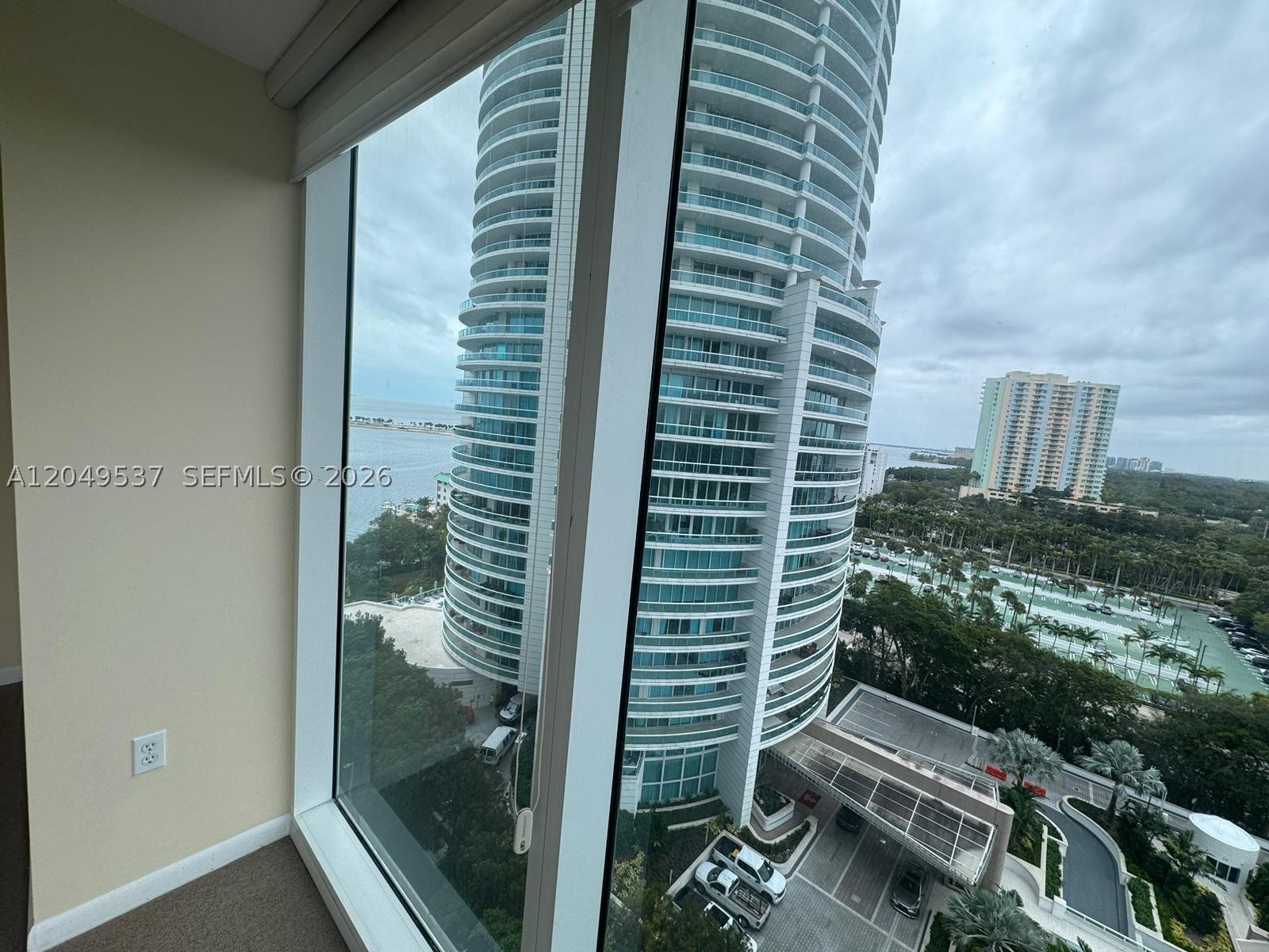 image Skyline on Brickell0