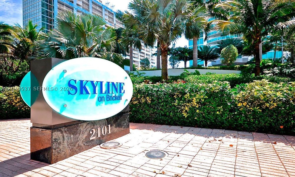 image Skyline on Brickell31