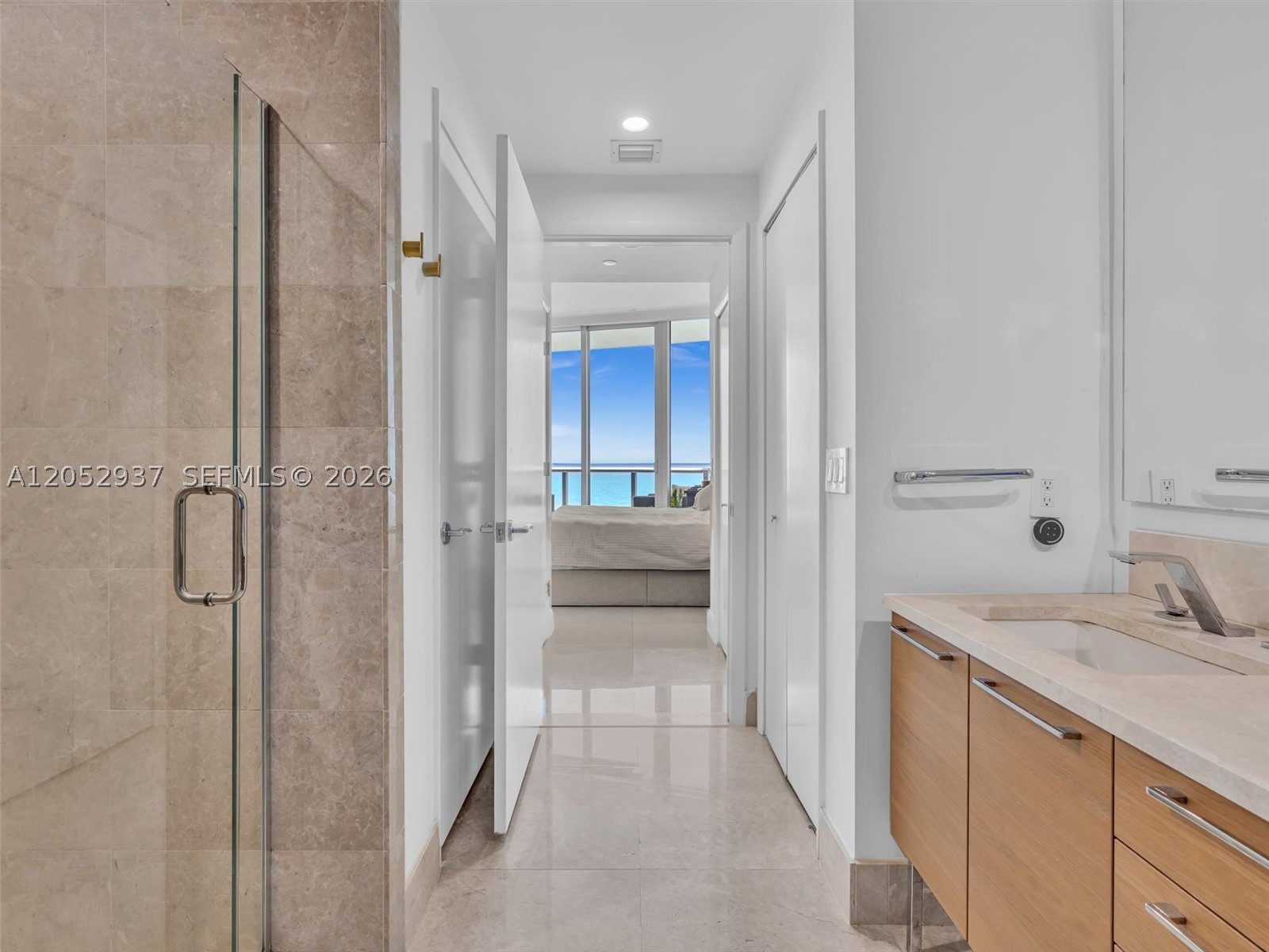 image Jade Beach18