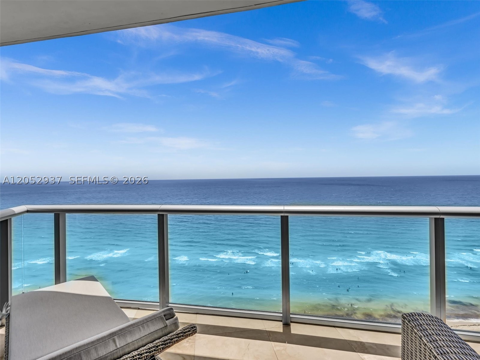 image Jade Beach1