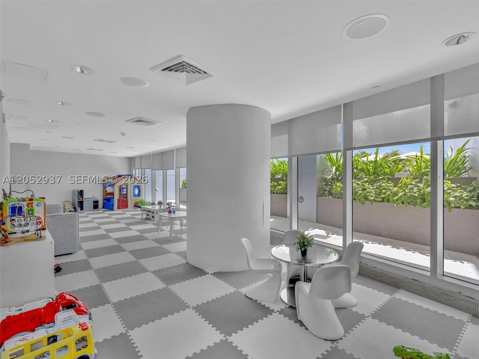 image Jade Beach26