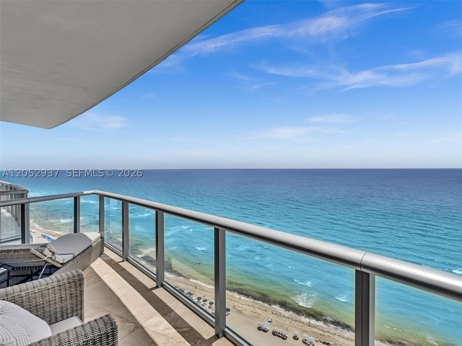 image Jade Beach2