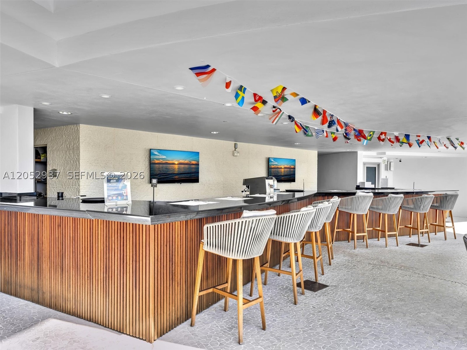image Jade Beach29