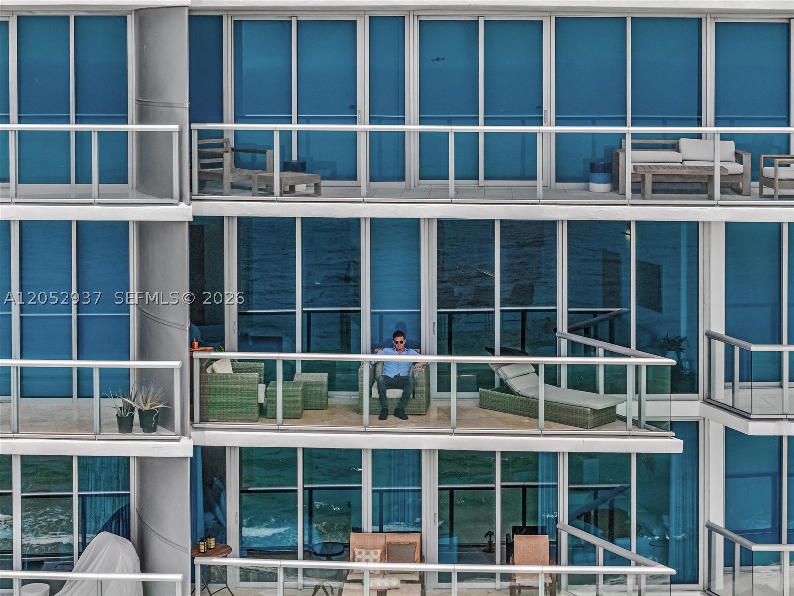image Jade Beach46