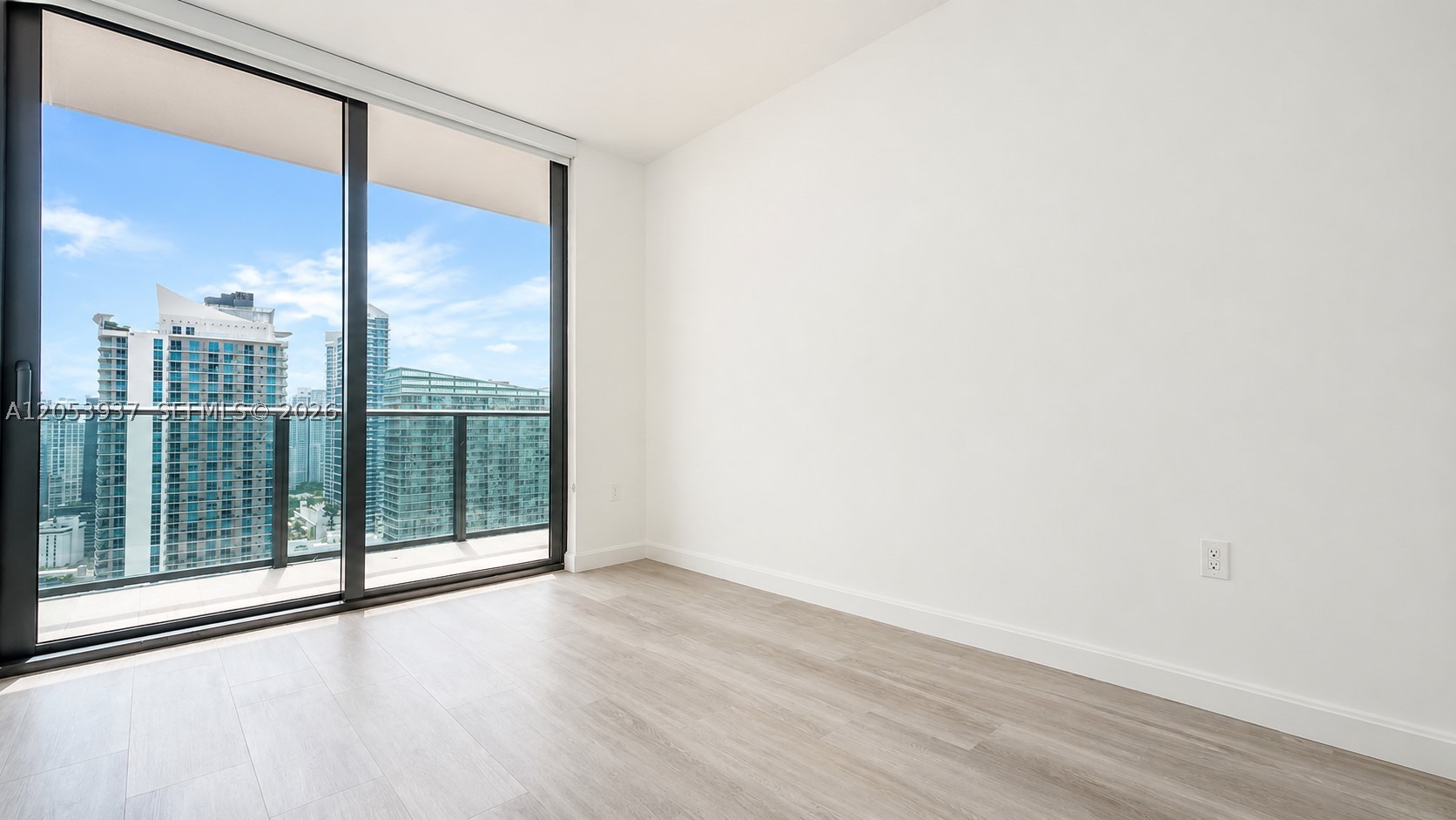 45 SW 9th St #3303 Miami, FL 33130